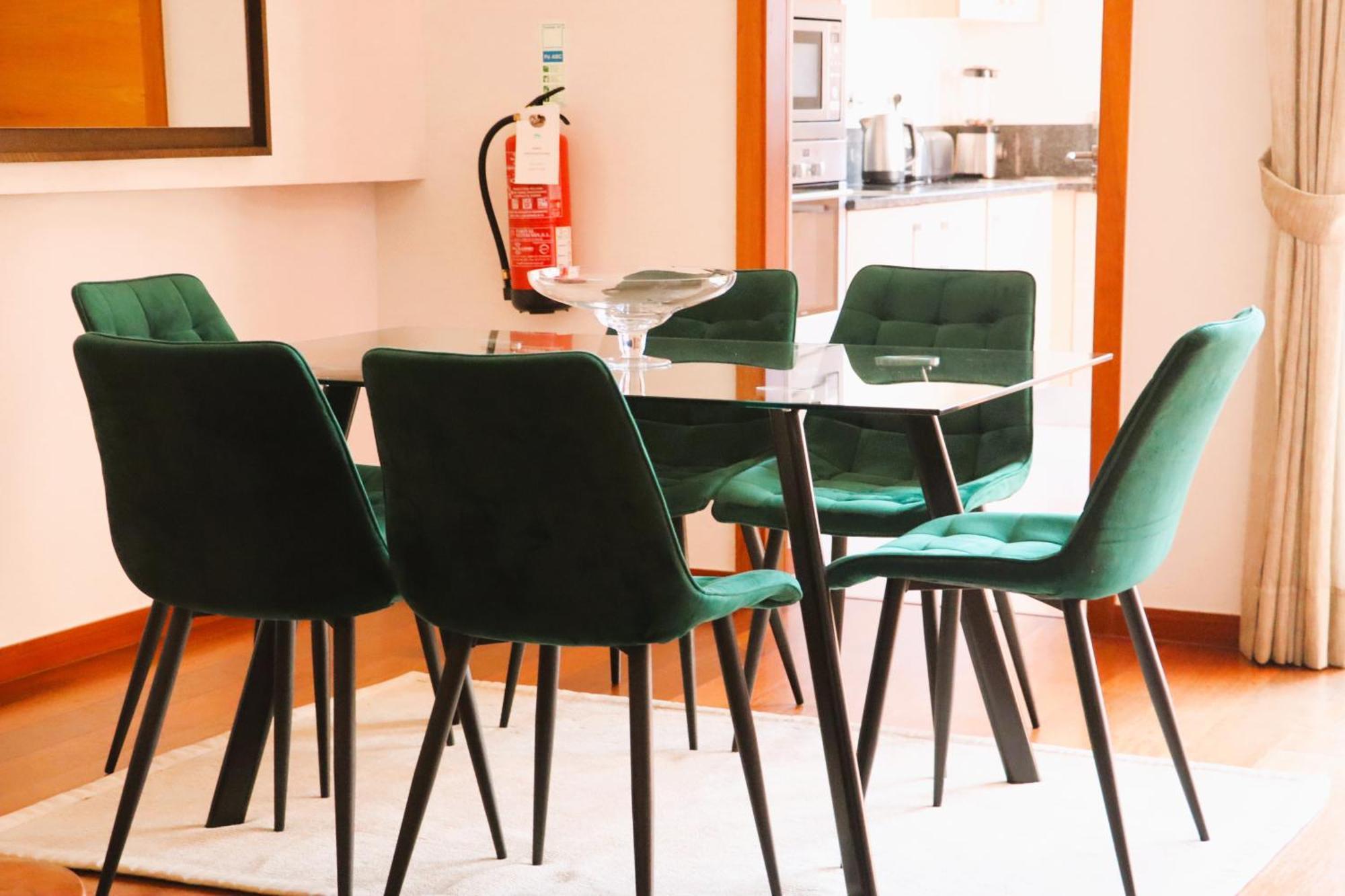 Luxury 3-Bedroom Apartment At High-End Luz Extérieur photo