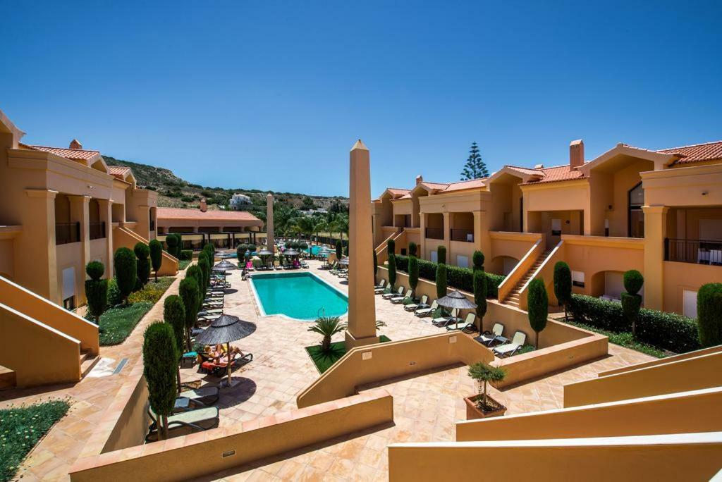 Luxury 3-Bedroom Apartment At High-End Luz Extérieur photo